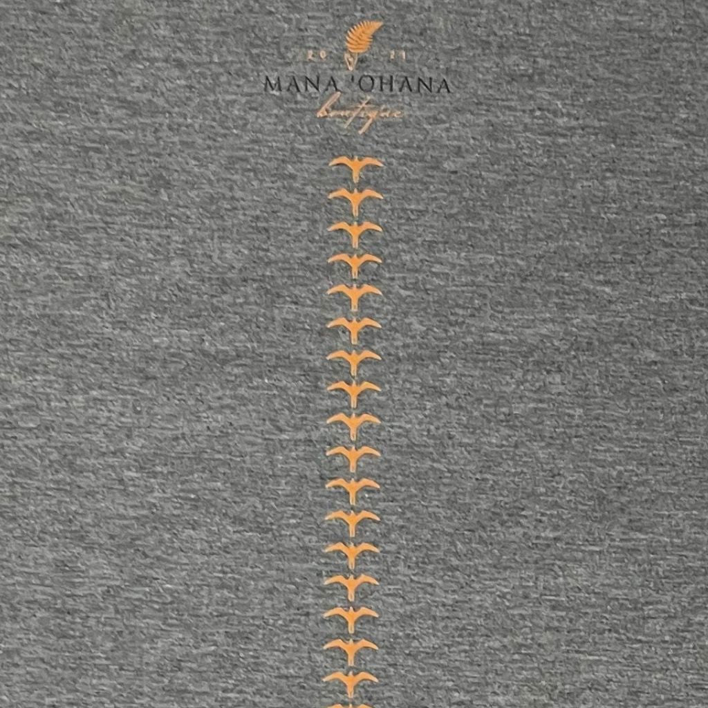 Kūpaʻa Ke Kanaka - Kāne/Wāhine Relaxed Fit V-Neck Tee