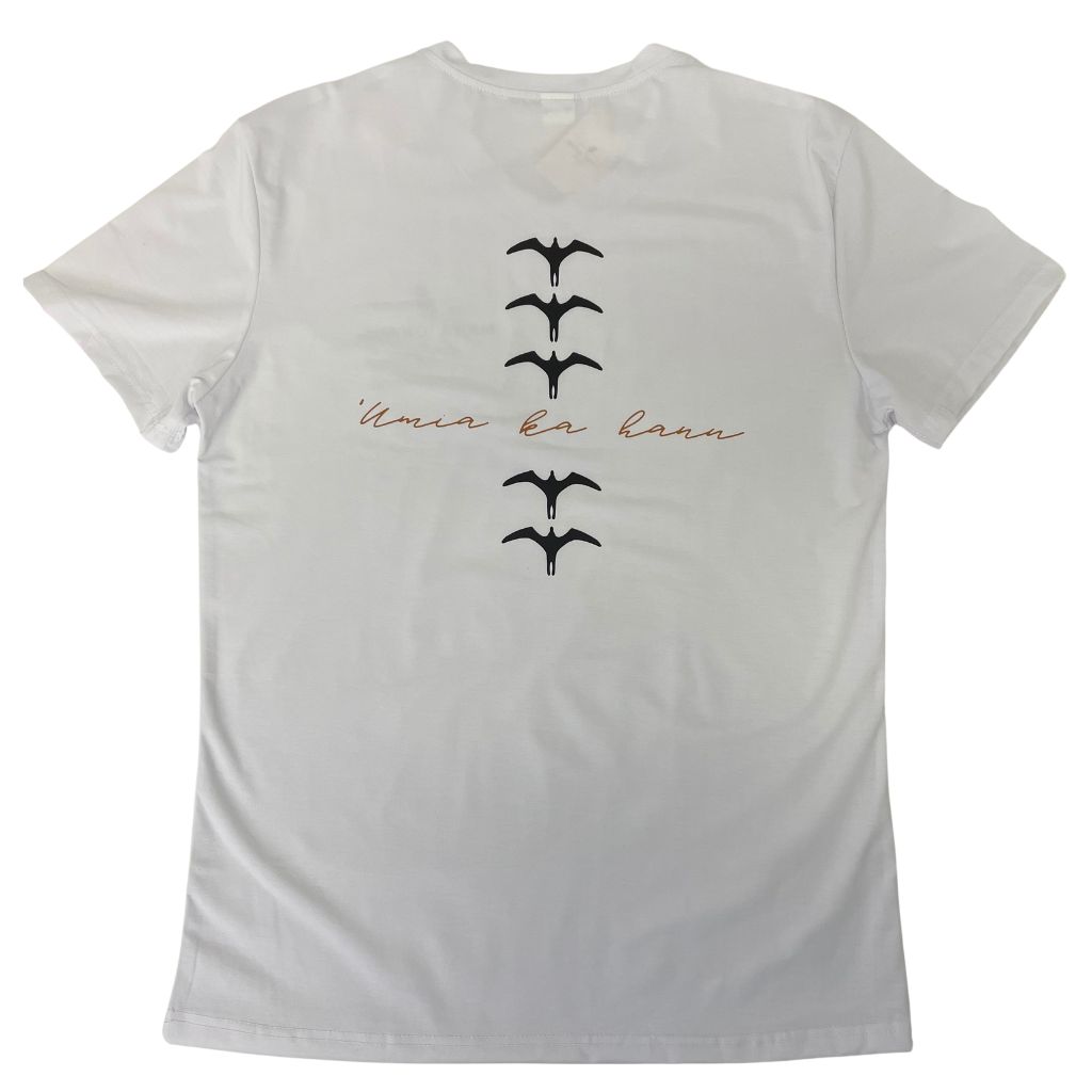 'Umia Ka Hanu - Kāne/Wāhine Relaxed Fit V-Neck Tee